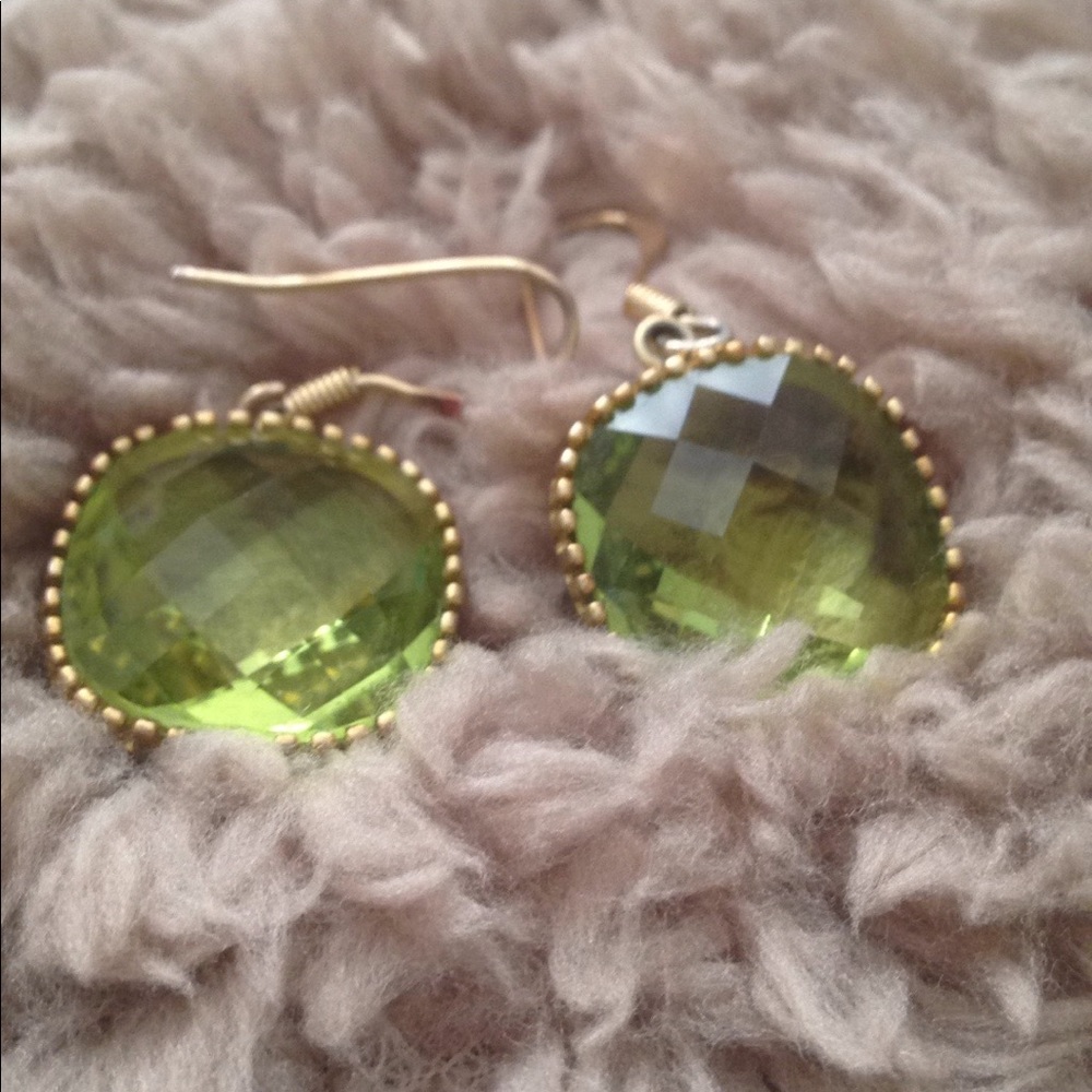 Peridot used gold earrings